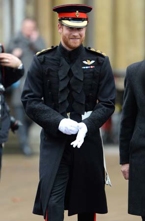 prince-harry-prince-philip-field-of-remembrance-westminster-abbey-10052015-00.jpg